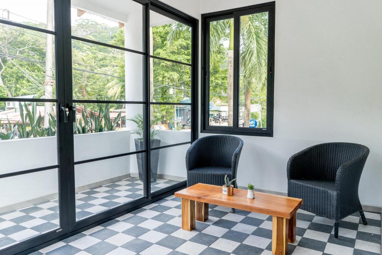 Plaza Royal Apartments Playa Santa Teresa  Екстер'єр фото