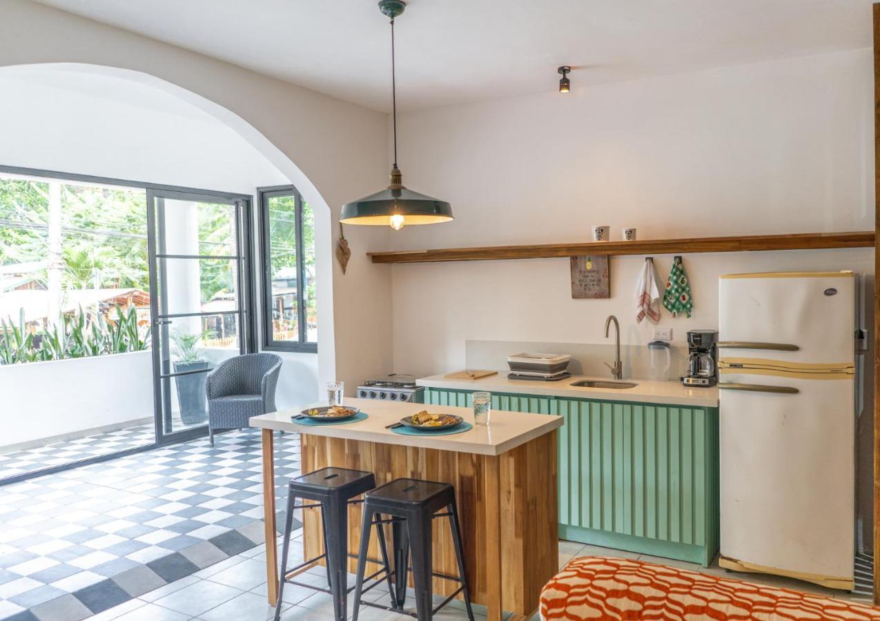 Plaza Royal Apartments Playa Santa Teresa  Екстер'єр фото