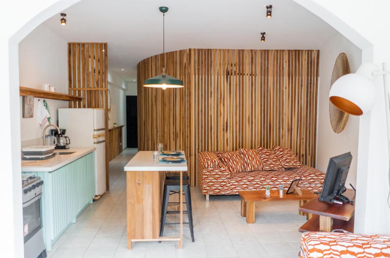 Plaza Royal Apartments Playa Santa Teresa  Екстер'єр фото